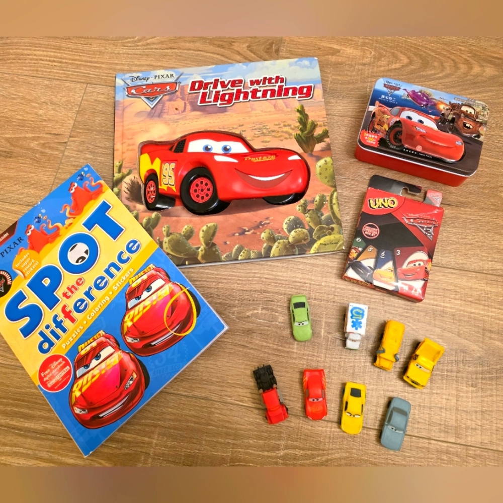 Disney Cars Activity Set